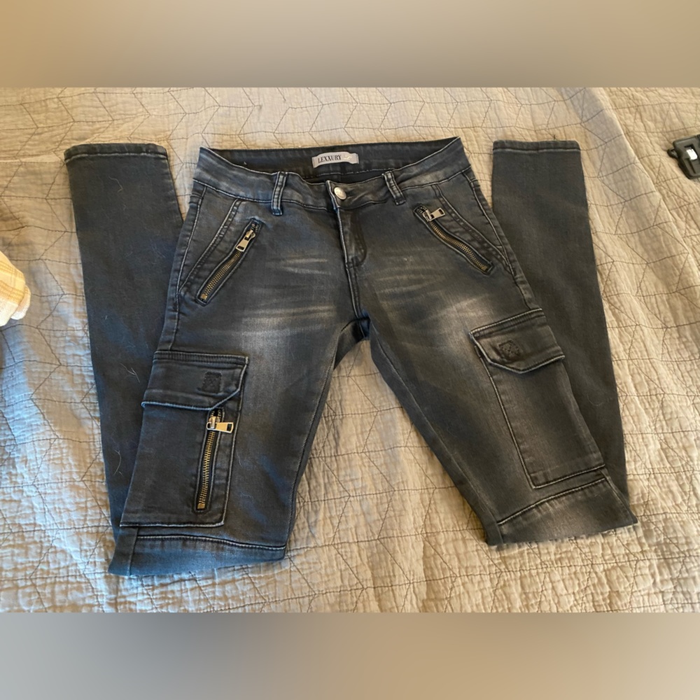Lexxury Moto skinny jeans, size 3, low rise.